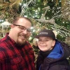 Meet your Posher, Philip